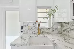 851 Meridian Ave, Miami Beach, FL 33139 - Photo 1