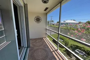 800 W Horizons W, Boynton Beach, FL 33435 - Photo 14