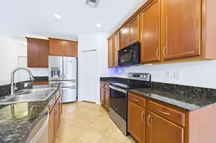 157 Blue Grotto Dr, Fort Pierce, FL 34945 - Photo 10