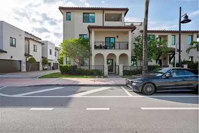 8321 Central Park Boulevard, Doral, FL 33166 - Photo 4