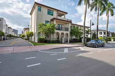 8321 Central Park Boulevard, Doral, FL 33166 - Photo 2