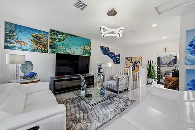 8321 Central Park Boulevard, Doral, FL 33166 - Photo 40