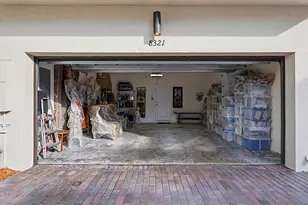 8321 Central Park Blvd, Doral, FL 33166 - Photo 20