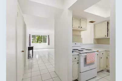 1333 E Hallandale Beach Boulevard #335, Hallandale Beach, FL 33009 - Photo 2