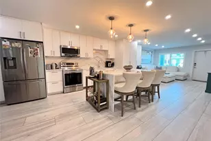 2115 NE 37th Dr, Fort Lauderdale, FL 33308 - Photo 4
