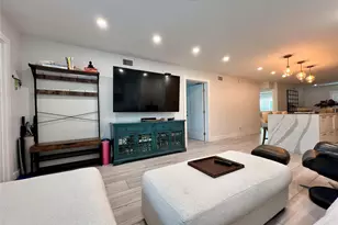 2115 NE 37th Dr, Fort Lauderdale, FL 33308 - Photo 6