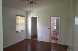 374 SW De Gouvea Terrace, Port Saint Lucie, FL 34984 - Photo 8