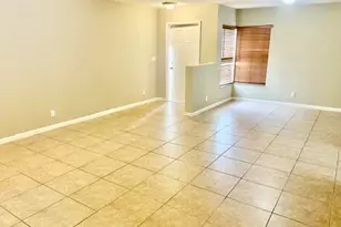 541 Alejandro Ln, West Palm Beach, FL 33413 - Photo 10