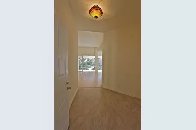 160 Lost Bridge Drive, Palm Beach Gardens, FL 33410 - Photo 4