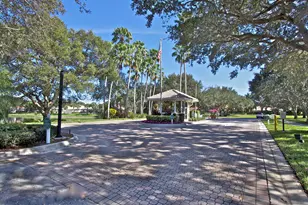 160 Lost Bridge Dr, Palm Beach Gardens, FL 33410 - Photo 36