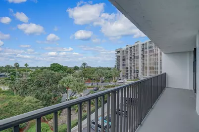 600 Parkview Drive #531, Hallandale Beach, FL 33009 - Photo 28