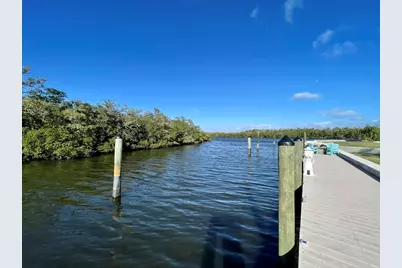 8585 SE Palm Street, Hobe Sound, FL 33455 - Photo 32