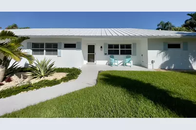 8585 SE Palm Street, Hobe Sound, FL 33455 - Photo 6