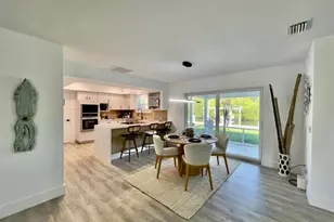 8585 SE Palm St, Hobe Sound, FL 33455 - Photo 12