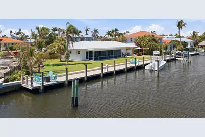 8585 SE Palm Street, Hobe Sound, FL 33455 - Photo 2