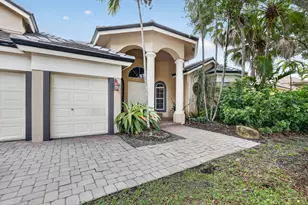 8106 N Savannah Cir, Davie, FL 33328 - Photo 50