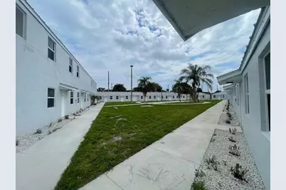 4393 Windsor Avenue #4, West Palm Beach, FL 33407 - Photo 2