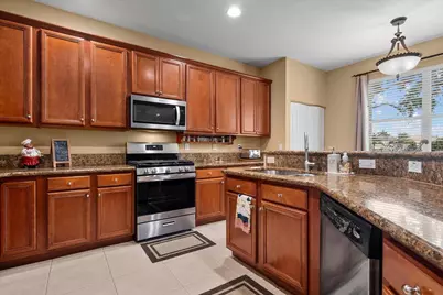 135 Hamilton Terrace, West Palm Beach, FL 33414 - Photo 10