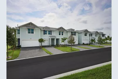 394 Salisbury Circle, Fort Pierce, FL 34982 - Photo 1