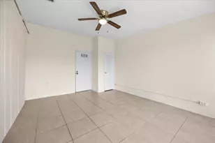 5540 S Lakewood Cir Circle S, Margate, FL 33063 - Photo 30