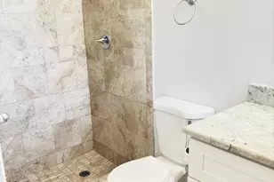 386 Bennington Ln, Lake Worth, FL 33467 - Photo 10