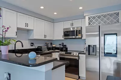 2900 NE 30th Street #Apt 8j, Fort Lauderdale, FL 33306 - Photo 4