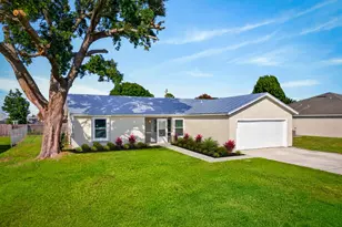 1917 SW Flower Ln, Port Saint Lucie, FL 34953 - Photo 2
