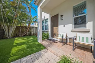 417 SW 8th St, Fort Lauderdale, FL 33315 - Photo 2