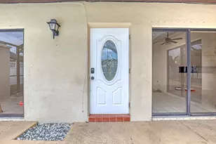1279 Periwinkle Pl, Wellington, FL 33414 - Photo 4