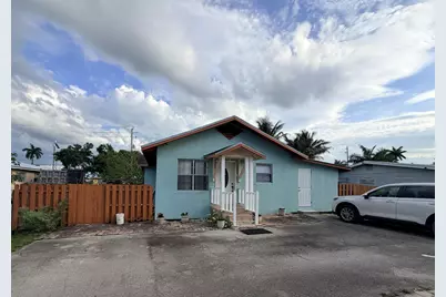 208 NW Avenue H Place, Belle Glade, FL 33430 - Photo 2