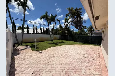 499 W Conference Drive, Boca Raton, FL 33486 - Photo 22