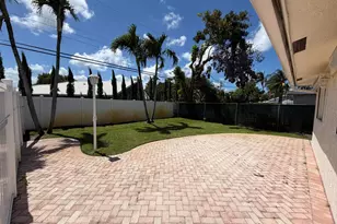 499 W Conference Dr, Boca Raton, FL 33486 - Photo 22
