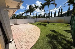 499 W Conference Dr, Boca Raton, FL 33486 - Photo 24