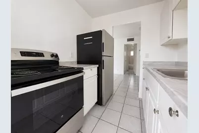 1857 Jefferson Street #304, Hollywood, FL 33020 - Photo 6