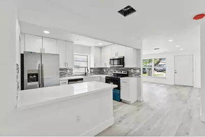 573 NW 2nd Way, Deerfield Beach, FL 33441 - Photo 2