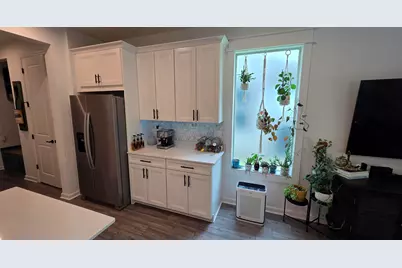 6668 Pointe Of Woods Drive, West Palm Beach, FL 33413 - Photo 16