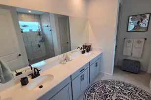 6668 Pointe of Woods Dr, West Palm Beach, FL 33413 - Photo 32