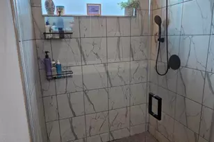 6668 Pointe of Woods Dr, West Palm Beach, FL 33413 - Photo 34