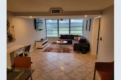 3540 Whitehall Drive #106, West Palm Beach, FL 33401 - Photo 8
