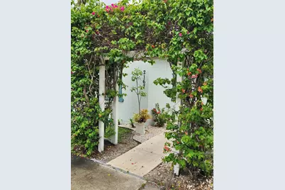 2167 Laura Lane #A, West Palm Beach, FL 33415 - Photo 4