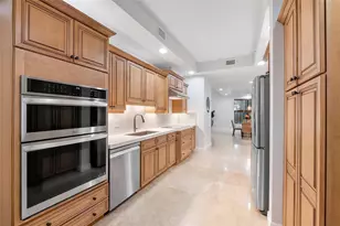 430 NE 7th Ave, Fort Lauderdale, FL 33301 - Photo 8