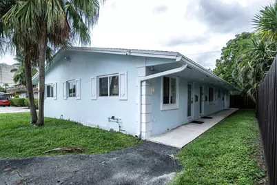 750 SW 2nd Street #2, Fort Lauderdale, FL 33312 - Photo 1
