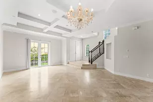 210 NE 69th Cir, Boca Raton, FL 33487 - Photo 10