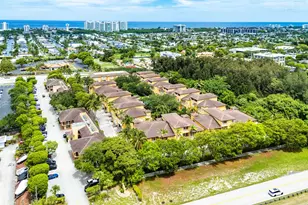 210 NE 69th Cir, Boca Raton, FL 33487 - Photo 50