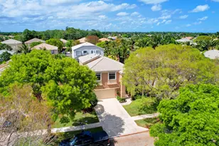 2418 Westmont Dr, Royal Palm Beach, FL 33411 - Photo 36
