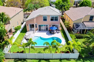 2418 Westmont Dr, Royal Palm Beach, FL 33411 - Photo 42