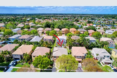 2418 Westmont Drive, Royal Palm Beach, FL 33411 - Photo 38