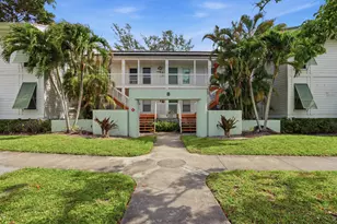 250 Cypress Point Dr, Palm Beach Gardens, FL 33418 - Photo 1