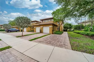 8012 NW 128th Ln, Parkland, FL 33076 - Photo 2