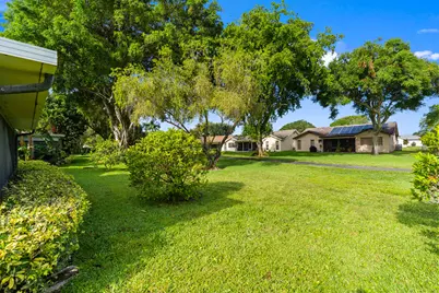 18051 S 104th Ter Terrace S, Boca Raton, FL 33498 - Photo 4